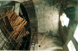 храм архангела михаила в алупке история